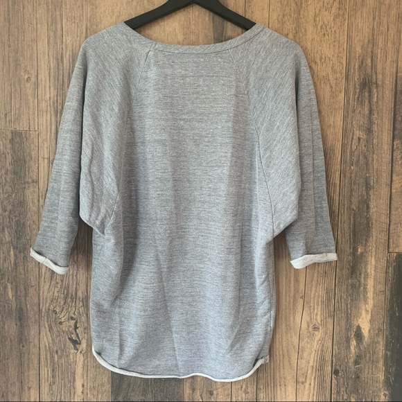 Women’s Med Gray 1/2 Sleeve Lightweight Sweatshirt - Picture 4 of 5